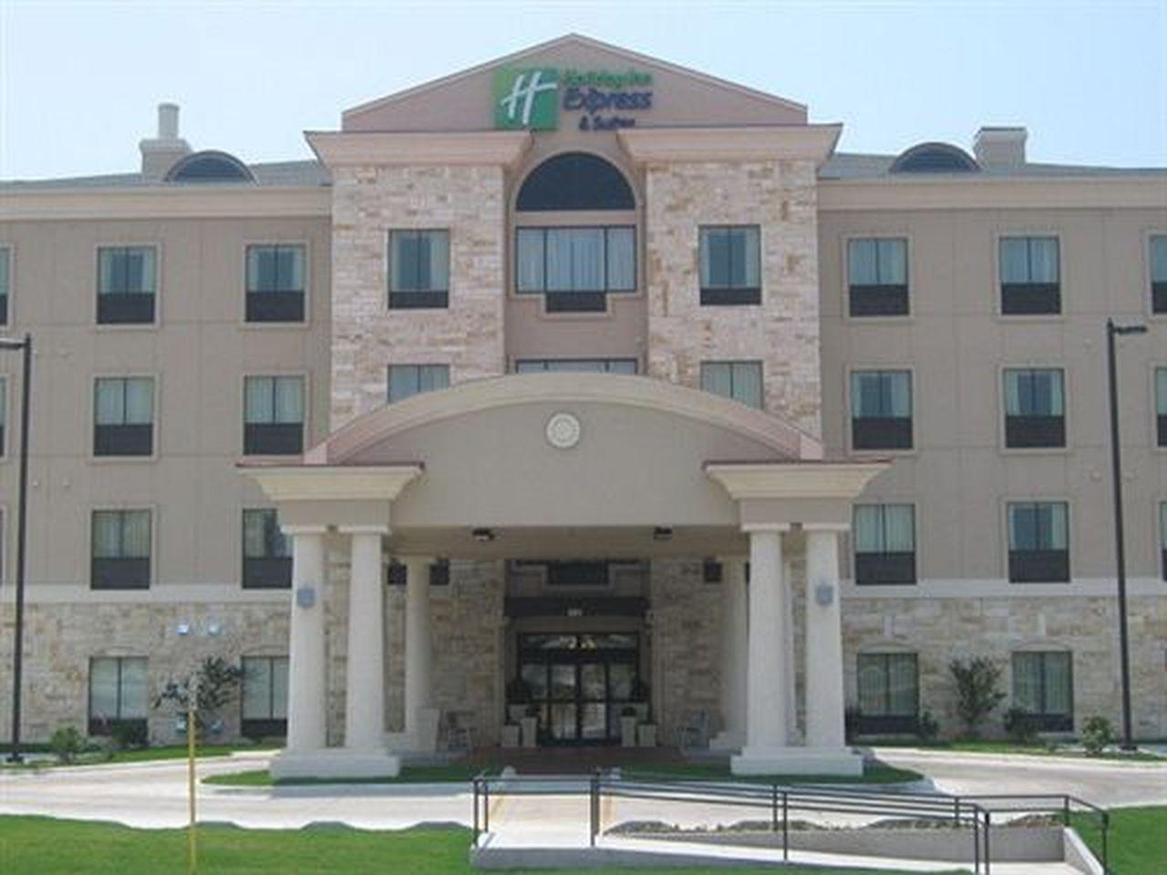 Holiday Inn Express & Suites Del Rio By Ihg Экстерьер фото