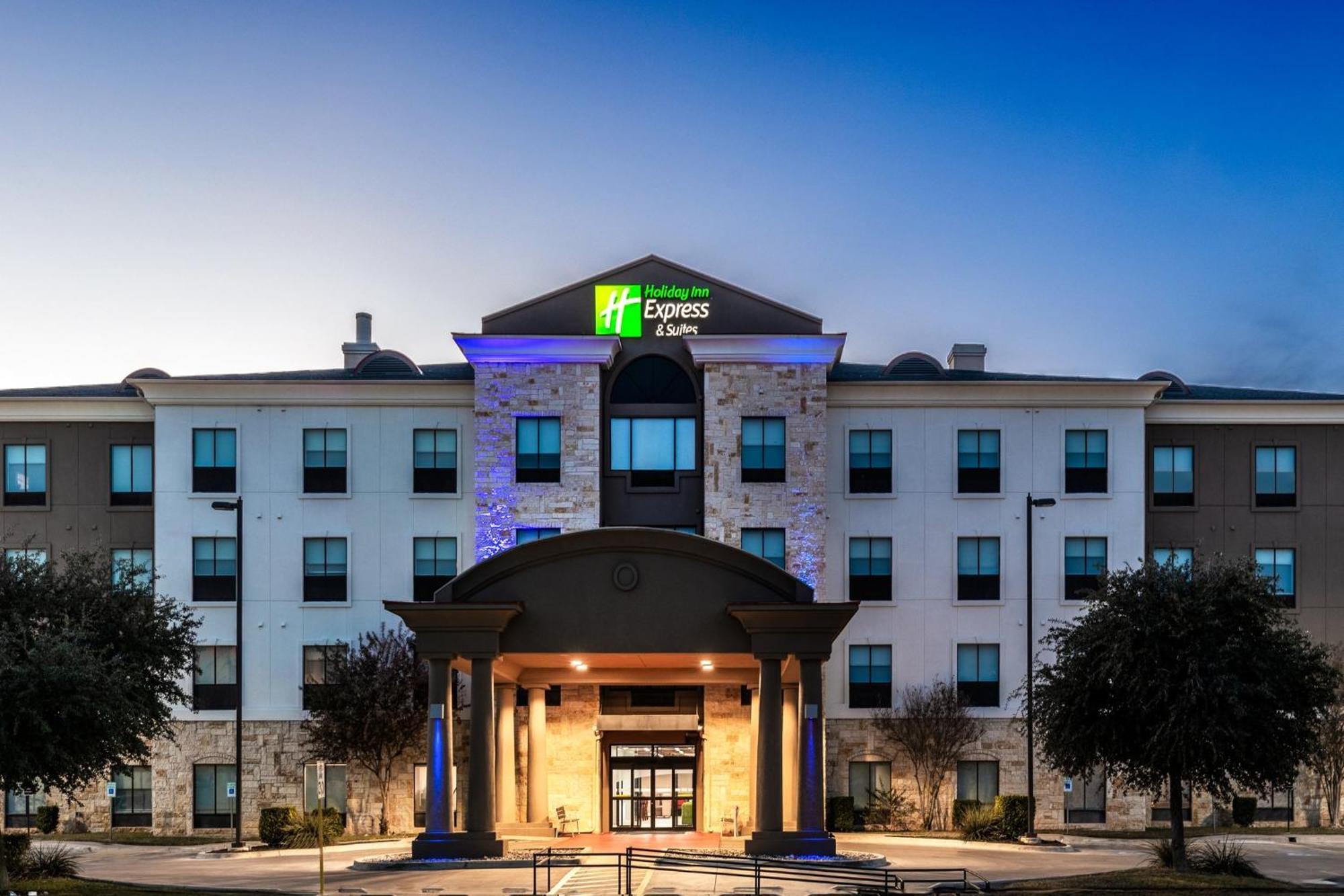 Holiday Inn Express & Suites Del Rio By Ihg Экстерьер фото